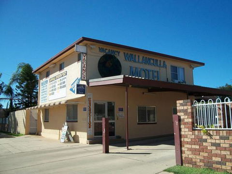 Wallangulla Motel - Rental Cars 2