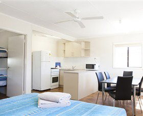 Coogee Beach Holiday Park - Aspen Parks - Rental Cars 0