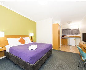 Ibis Styles Geraldton - Rental Cars 1