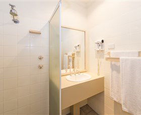 Ibis Styles Kununurra - Rental Cars 3