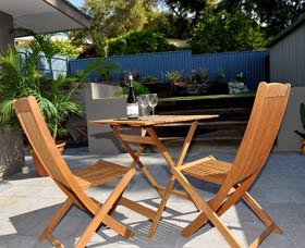 Waikiki Beach Bed And Breakfast - Rental Cars 1