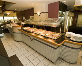 Quality Hotel Frontier Darwin - Rental Cars 2