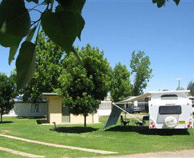 All Seasons Holiday Park - Rental Cars 4