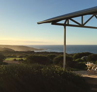 Yondah Beach House - Rental Cars