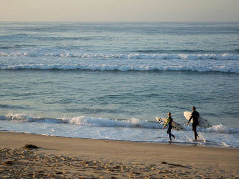 Wairo Beach Holiday Park - Rental Cars 2
