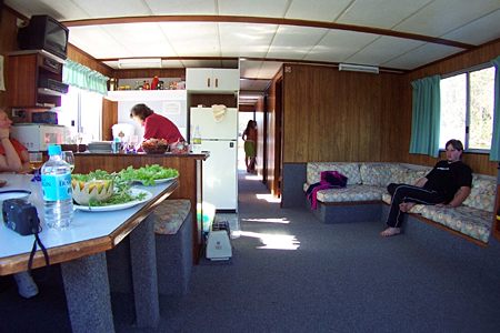 Clyde River Houseboats - Rental Cars 2