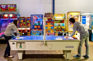 The Zone Family Entertainment Complex - Rental Cars 7