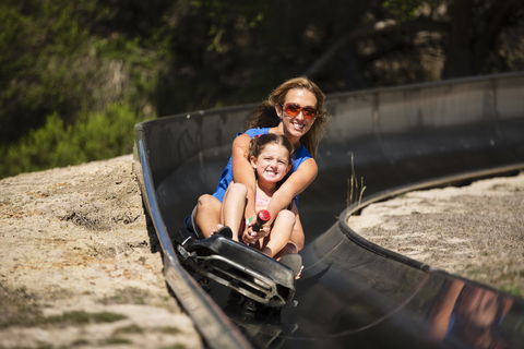 Funfields - Rental Cars 11