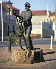 Miners Monument - Rental Cars 0