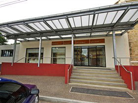 Murray Bridge Regional Gallery - Rental Cars 0