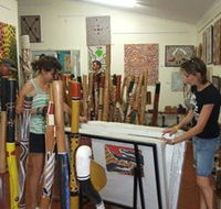 Top Didj  Art Gallery - Rental Cars