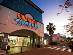 Runaway Bay Shopping Village - Rental Cars 0