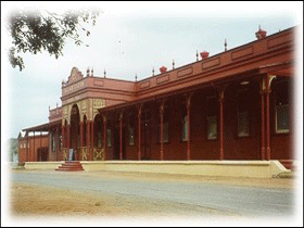 Archer Park Rail Museum - Rental Cars