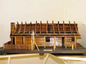 Morven Museum, Kerosene Tin Hut And Miniature Pioneer Village - Rental Cars 0