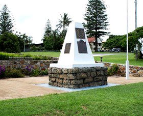 Dunwich War Memorial - Rental Cars 0