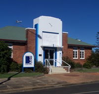 Crows Nest Regional Art Gallery - Rental Cars