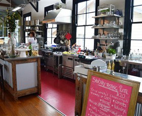 The Schoolhouse - Rental Cars 0