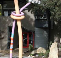 Eagles Nest Fine Art Gallery - Rental Cars