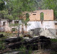 Newnes Shale Oil Ruins - Rental Cars