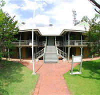 Moree Lands Office Historical Building - Rental Cars