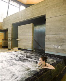 Hepburn Bathhouse & Spa - Rental Cars 4