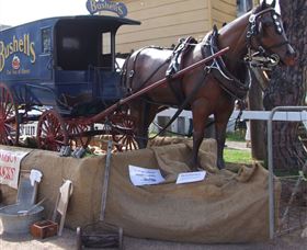 Arms Of Australia Inn Museum - Rental Cars 1