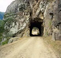 Old Glen Innes Road and the Historic Tunnel Grafton - Rental Cars