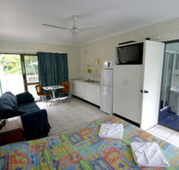 Tropical Palms Inn - Rental Cars
