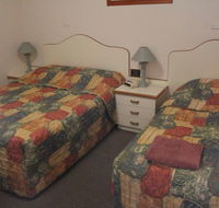 Golfview Motor Inn - Rental Cars