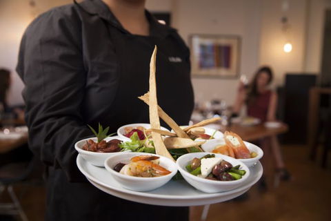 Oceania Tours And Safaris - Rental Cars 14