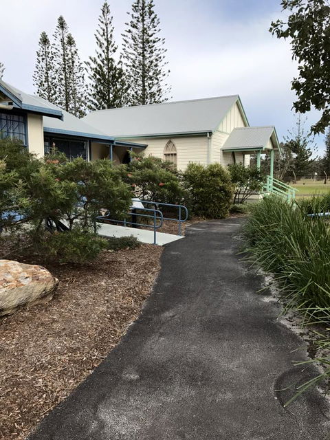 Yamba Tours And Charters - Rental Cars 12