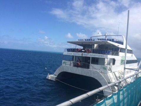 Great Barrier Reef Day Cruise To Reefworld - Rental Cars 7