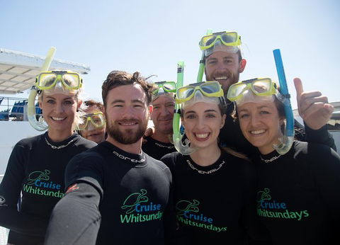 Great Barrier Reef Day Cruise To Reefworld - Rental Cars 26