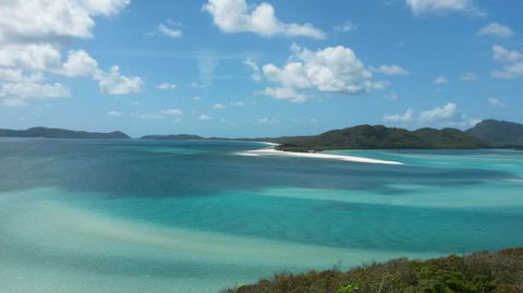 Whitehaven Beach And Hill Inlet Chill And Grill - Rental Cars 2