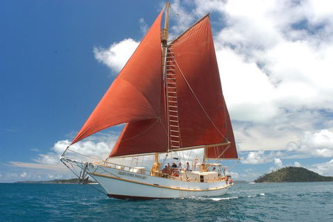 2-Day Whitsundays Sailing Adventure: Alexander Stewart - Rental Cars 1