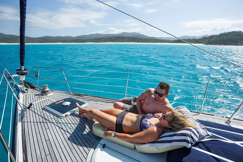 2-Night Whitsundays Private Charter Aboard Cruising Yacht MiLady - Rental Cars 1