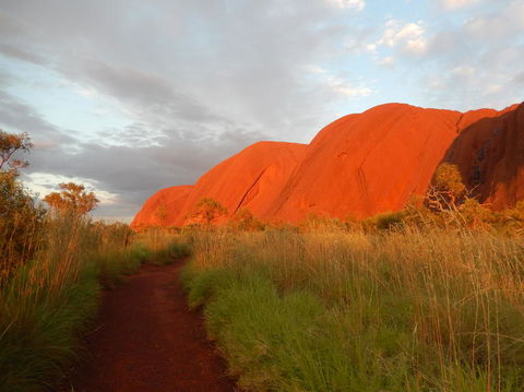 Uluru Sunrise And Guided Base Walk - Rental Cars 3