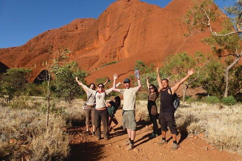 Half-Day Sunrise Tour Of Uluru From Yulara - Rental Cars 0