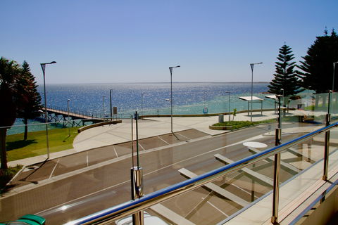 Ceduna Jetty - Rental Cars 2