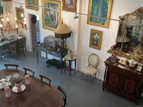 Concetta Antico Gallery, Byron Bay - Rental Cars 0