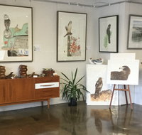 Waubs Bay Gallery - Rental Cars
