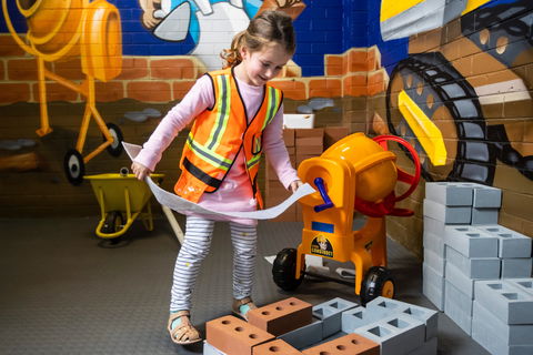 Interaxcity Children's Museum - Rental Cars 1