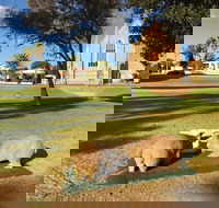 Queen Square Moonta - Rental Cars