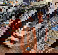 Kaysuelle Fashions - Rental Cars