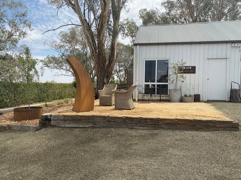 Green Glass Studio - Rental Cars 1