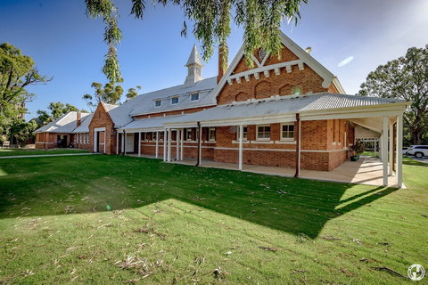 Hidden Gems - York Walk Trail - Rental Cars 0