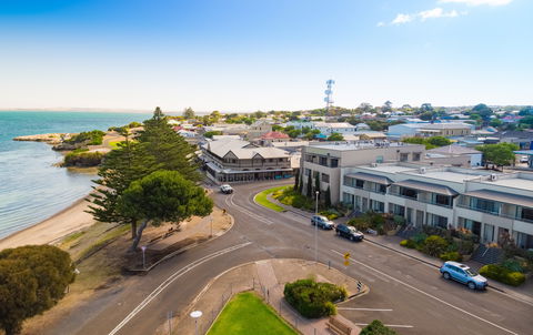 Kingscote - Rental Cars 0