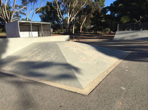 Moonta Skatepark - Rental Cars 0