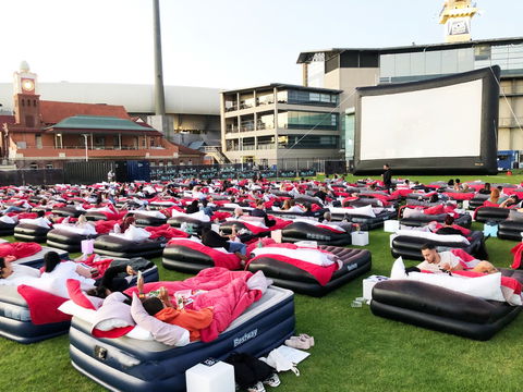 Mov'in Bed - Rental Cars 2