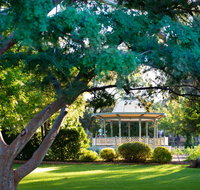 Robertson Park - Rental Cars